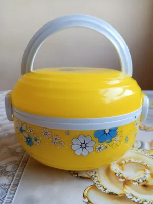 Овкатлар учун пластик идиш сотилади