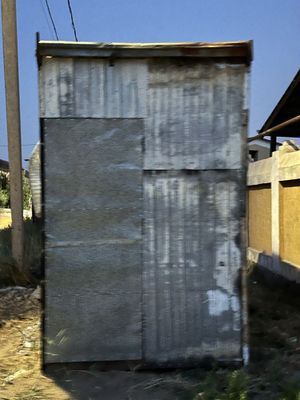 Butka satiladi 3x2