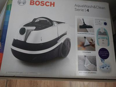 Продаётся моющий пылесос Bosch