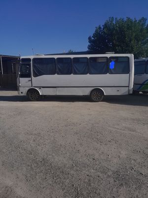 Isuzu SAZ avtobus