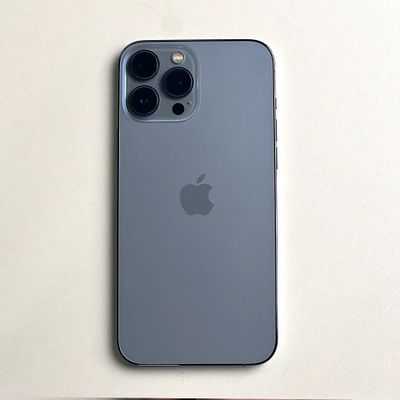 Iphone 13 pro max 128gb 81% zaryadkasi bemalol 1 kunga yetib ortadi