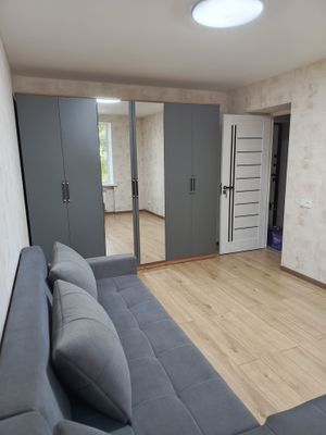 Продается своя квартир 1/3/4