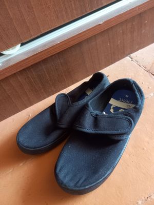 o'g'ilbolalar oyoq kiyimi