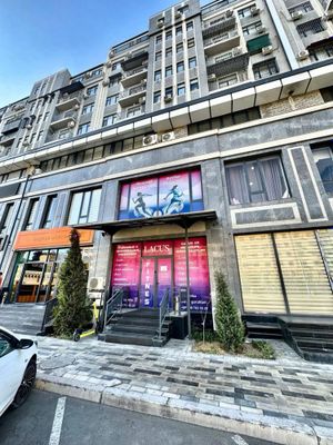 Ул.Махтумкули евро нежилое помещение 225кв.м первая линия срочно