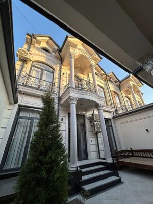 Продаётся.Новый ДОМ. Мирзо Улугбекский район. Центр Луначарского