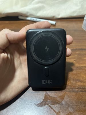 KPG ORIGINAL POWERBANK USB type c magsafe orqali quvvatlay oladi