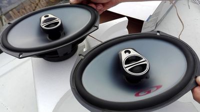 Kenwood усилитель + Alpine динамики Калонки