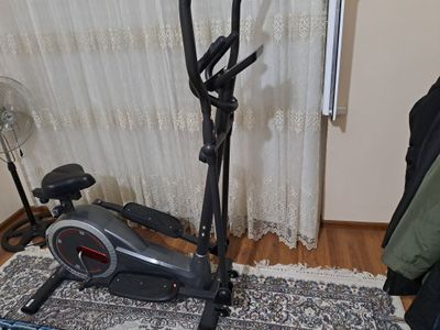 Velo Lija 1 oy garantiyasi bor.