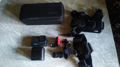 Go Pro 10 Black Hero srochniy sotiladi, aybi bor, 5.3k kachestva oladi