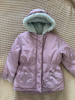 Теплая куртка на девочку,  4-5 лет, 300 тыс