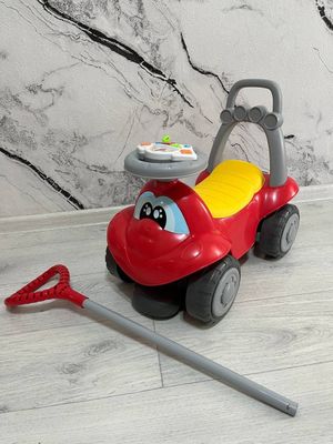Машинка chicco 3в1 толокар