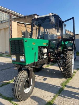 Traktor mtz belarus 80x