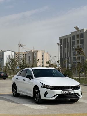 KIA K5. 2023 Комфорт