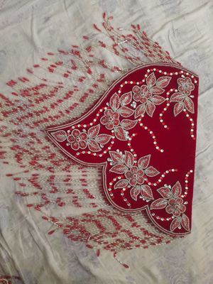 Ansambl komplekt sotiladi. 300$. Yana kelishamiz