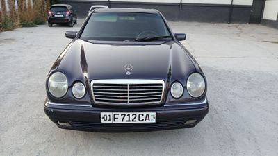 Mercedes-Benz W210