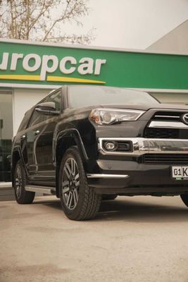 Toyota 4 runner / в идеальном состоянии