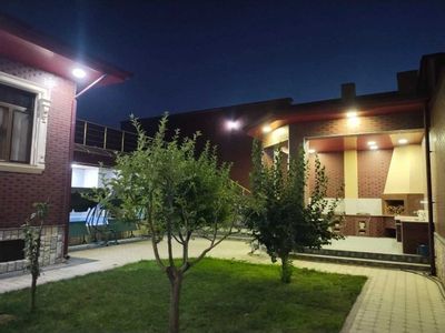 Дархан-3 дом 4-комн 170 м² меб/тех зимний и летний бассейн барбекю