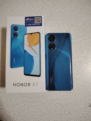 Honor x7 sotiladi. Ayol kishi ishlatgan.