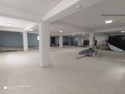 150 кв.м склад или цех возле ТРЦ Сампи