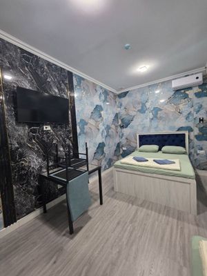 Bez zaks Yunsubod JonTowr Hotel24/7