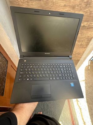 Noutbook lenovo sotiladi arzon narxda
