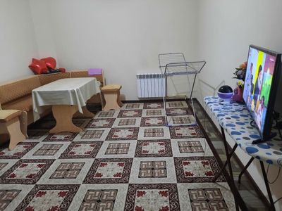 Аренда Феруза 1/4/4. 300. Балкон 2*6.