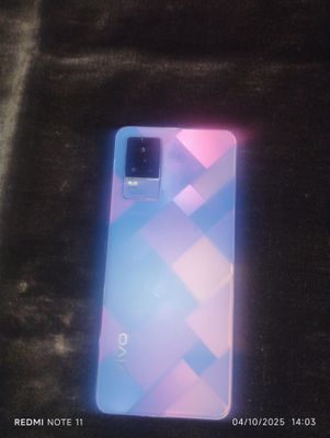 Vivo V21E