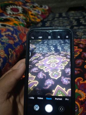 sotiladi redmi 7  holati yaxshi