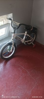 velosiped 16 razmer holati yahshi yuradi
