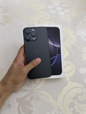 Iphone 16 pro max 100% yomks Sim