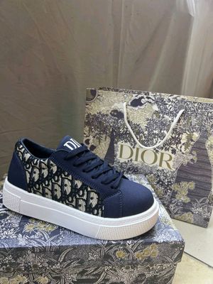 Dior Krasofka Unisex Razmeri:36.37.38.39.40