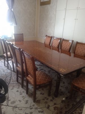 Продаётся стол со стульями