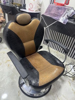 Срочно продаю кресло для салона