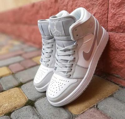 Air Jordan 1 кроссовки