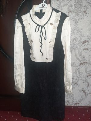 ko'ylak razmer m 1 martta kiyilgan holati ideal