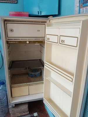 Продам холодильник Бирюса 10