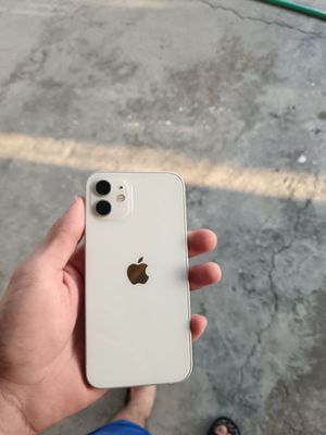 Iphone 12.