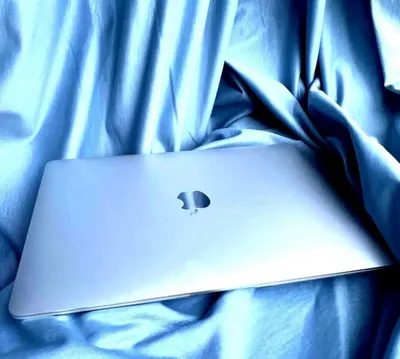 Модель: MacBook Air M1 (2020)