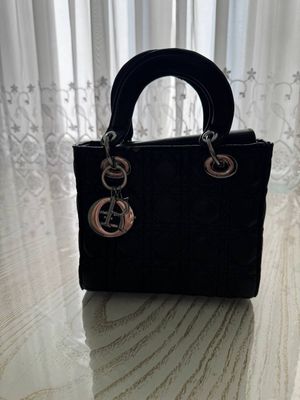 dior sumka