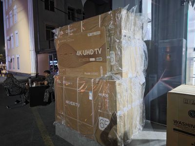 Телевизор TCL 55** Goolgle 3 года гарантия в бонус Фильмы и 200 Каналы
