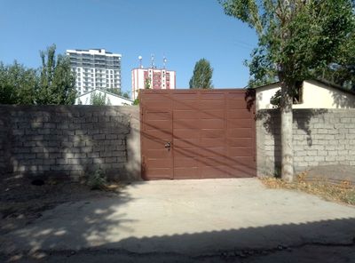 Toshkent viloyati Chirchiq sh. Shodlik MFY A.Temur k. uy joy sotiladi