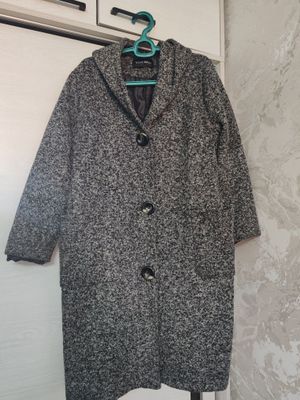 Продается женское пальто
