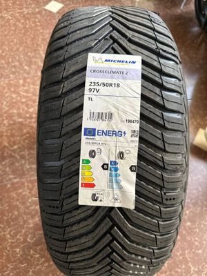 Michelin CrossClimate 2 235/50R18