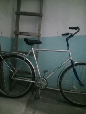 Velosipede orqa baloni sakkiz bulipqogan