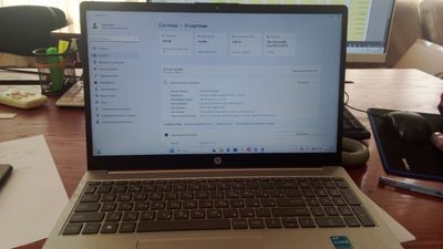 HP core i3 noutbok