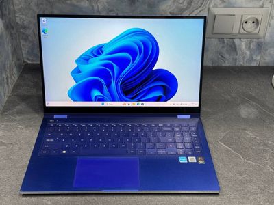 Samsung Galaxy book Flex 15.6 OLED 12/256GB ntel Core i7-1065