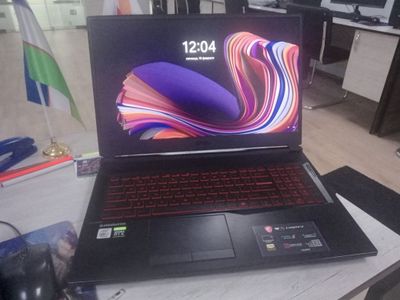 MSI novutbuk 17 ekran turbo rejimi bor