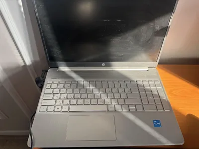 HP Notebook sotiladi