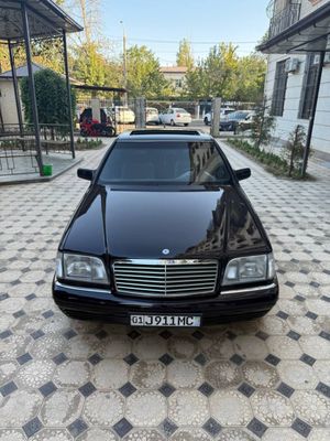 Срочно продаю свой мерс 140