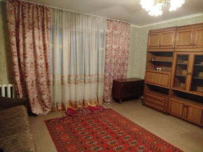 Срочно 1/4/9 Ашхабад парк , Ташсельмаш, 42м2 , цена 46500 $ , зал 5х5